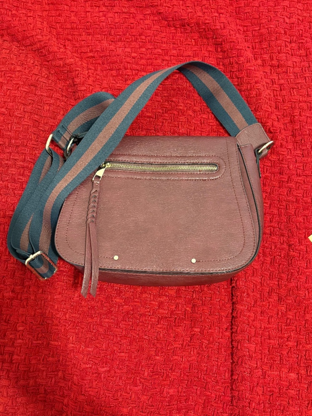 Gap burgundy red messenger bag